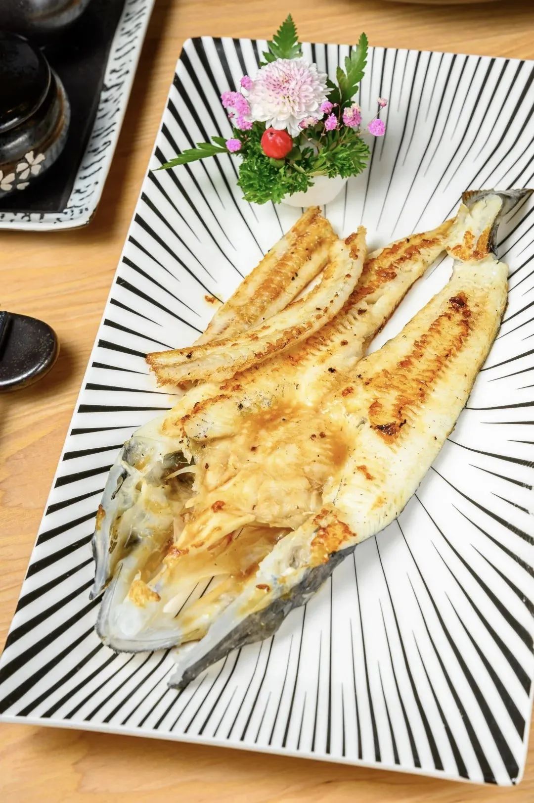 从南极到上海餐桌,格利斯冰鱼演绎 15000 公里的深海传奇!(图2) 图片